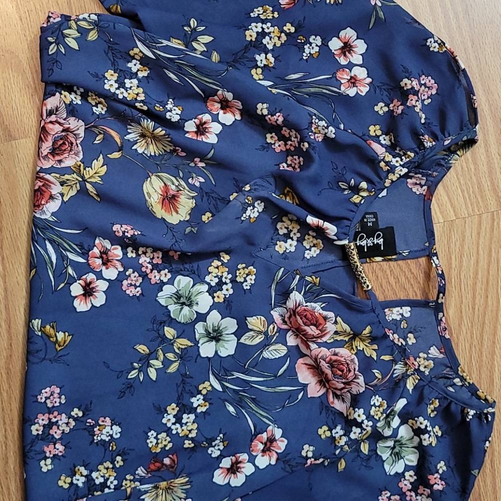 Flowered Shirt Size M